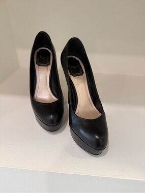 Dior Black Leather Platform Pumps with Round Toe